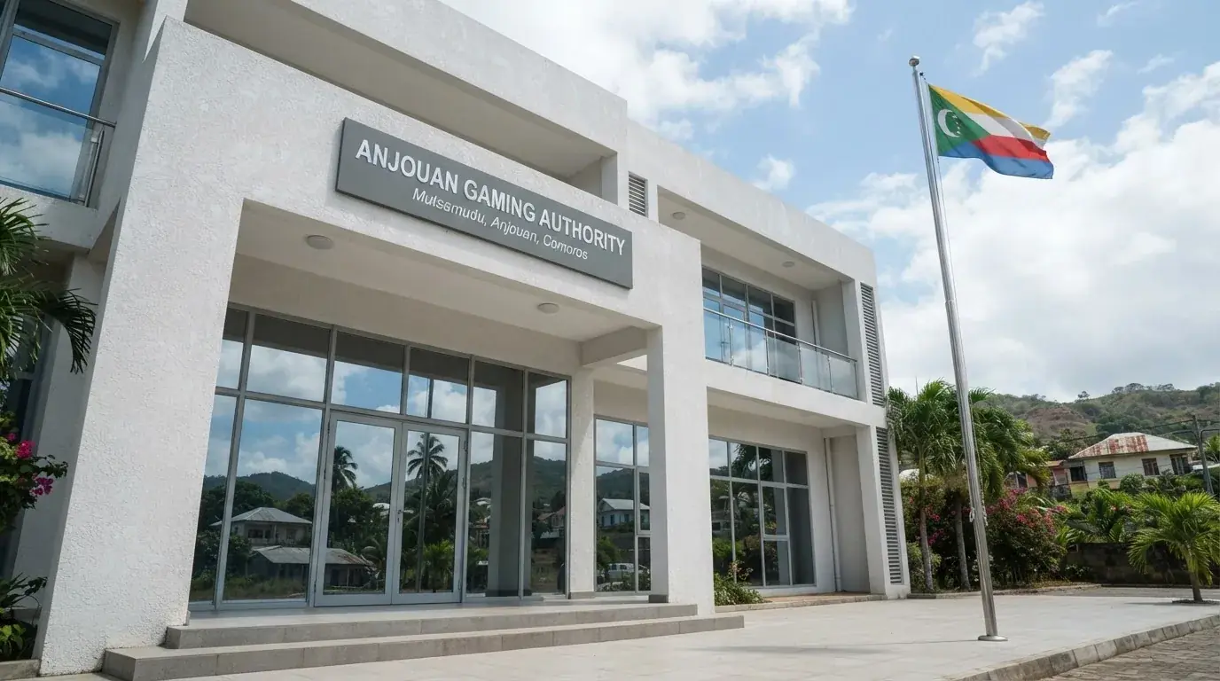 Edificio institucional con el logotipo de la Anjouan Gaming Authority en Mutsamudu, capital de la isla